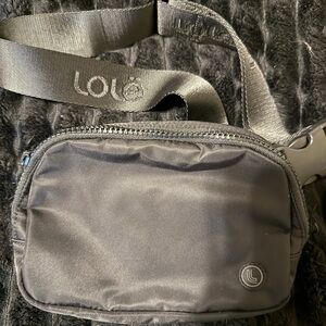 Lolë Nylon Belt Bag